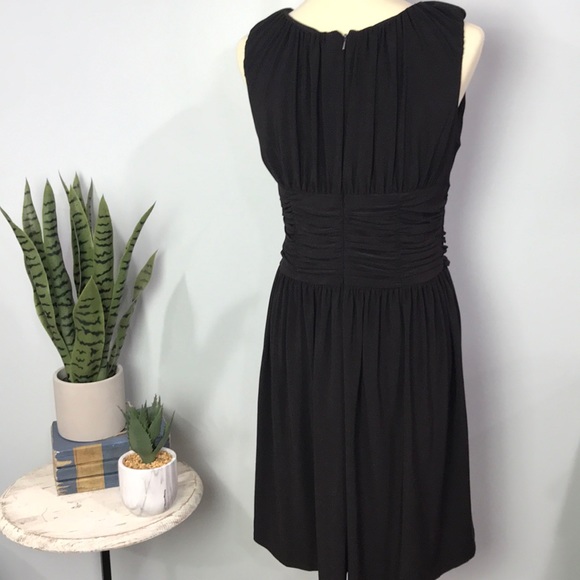 R & K Dress - Picture 4 of 6